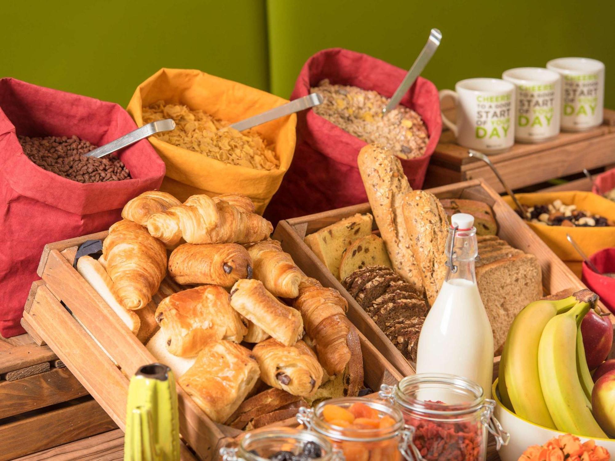 Готель Ibis Styles Rouen Parc Expos Zenith Сент-Етьєнн-дю-Рувре Екстер'єр фото